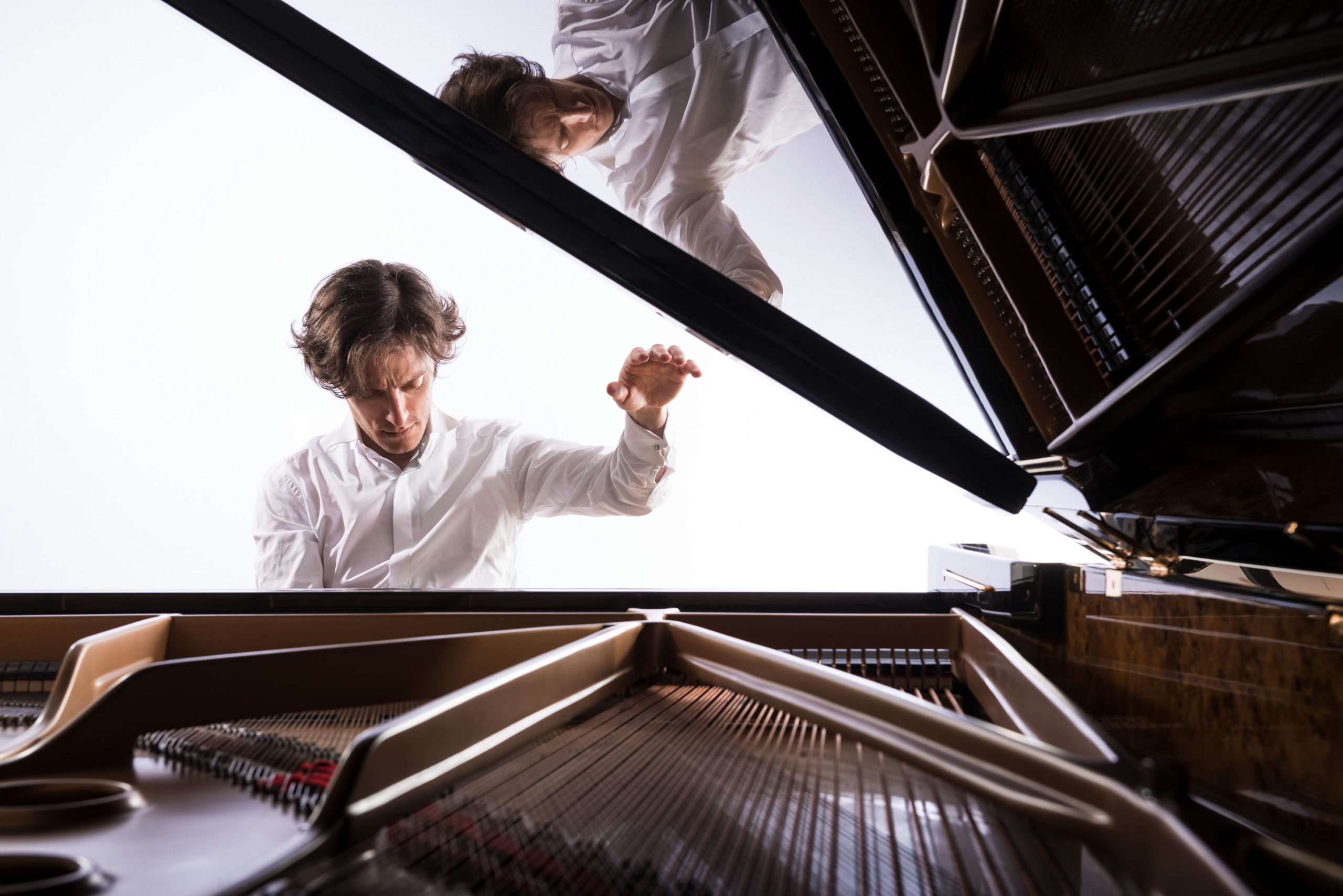 TCBO: ALESSANDRO TAVERNA INTERPRETA L’INTEGRALE DEI CONCERTI PER PIANOFORTE DI BEETHOVEN